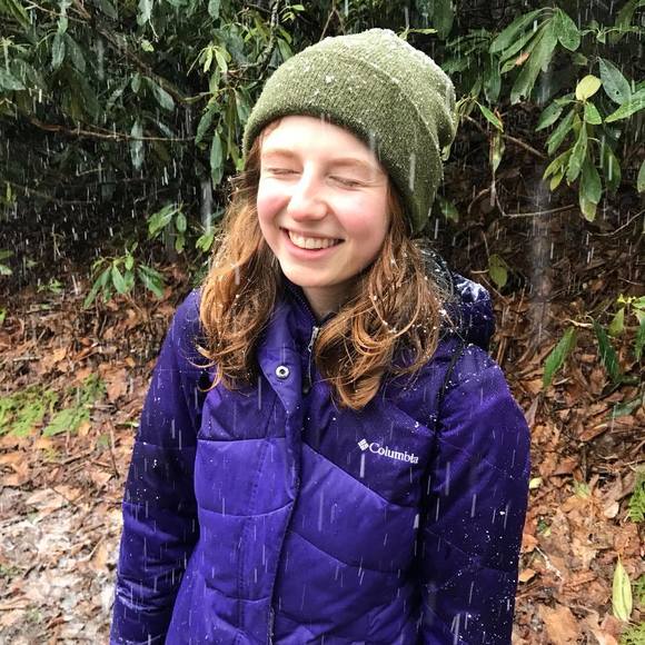 Meet your Posher, Julia - Picture 1 of 1